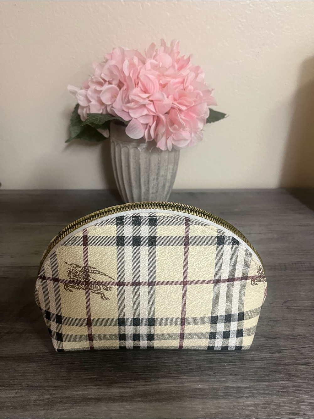 Checked Cream Zip Cosmetic Pouch - Picture 2 of 8